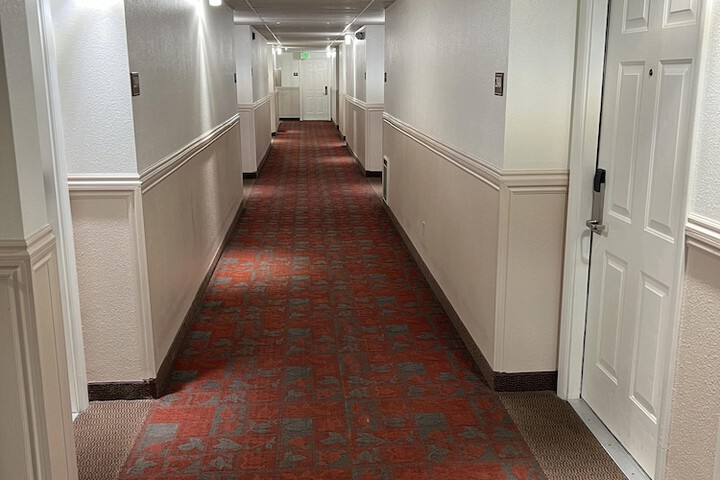 Ballroom/Hall 30 of 37