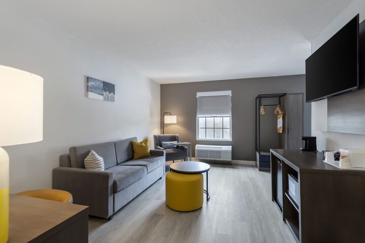 Room 21 of 30
