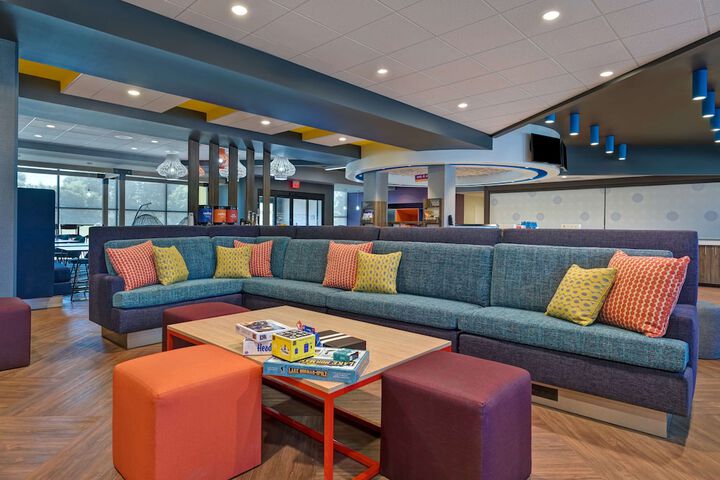Hotel Interior 11 of 41