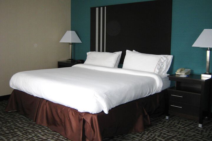 Room 17 of 63