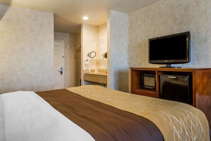Room 20 of 32