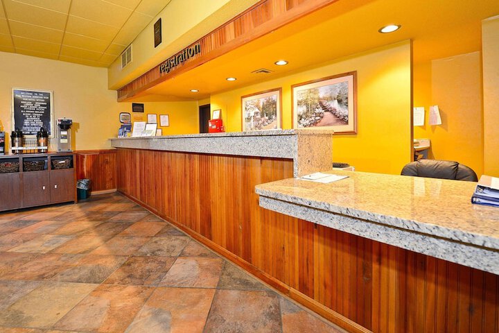 Hotel Interior 20 of 37