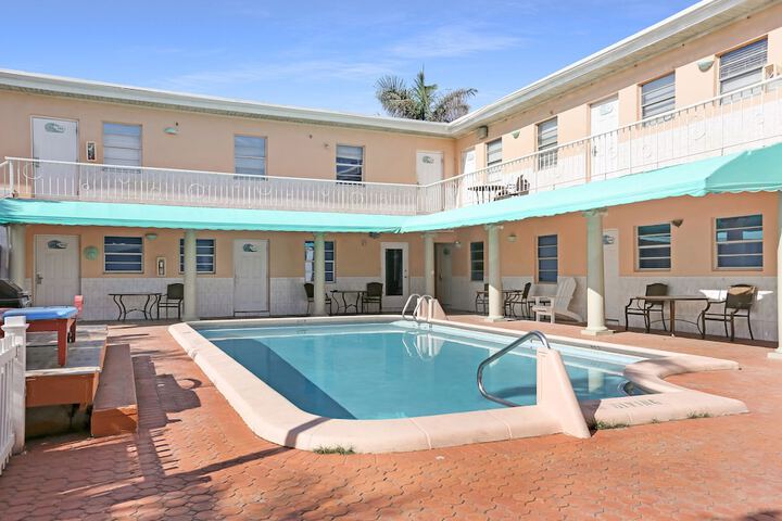 Pool 3 of 37