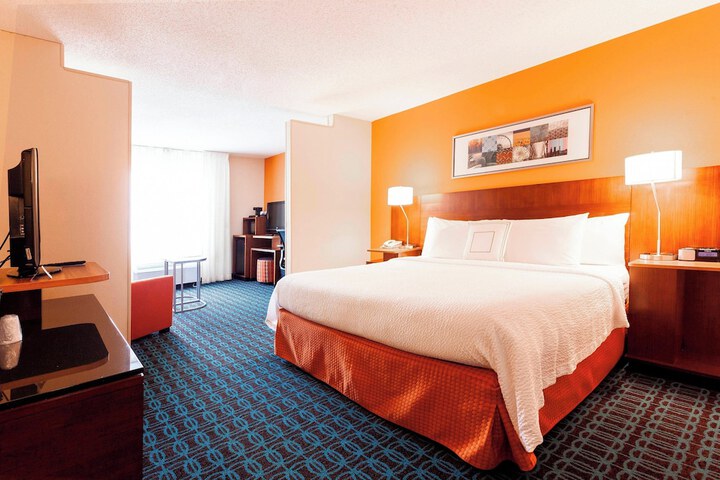 Room 18 of 46