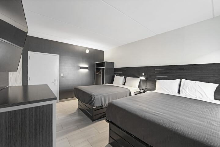 Room 18 of 21