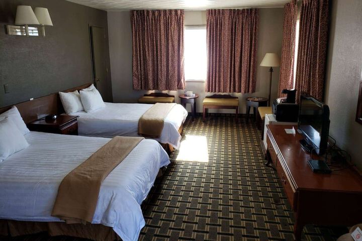Room 17 of 25