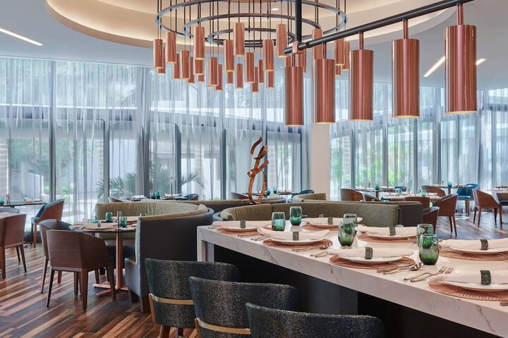 Art Ovation Hotel Autograph Collection