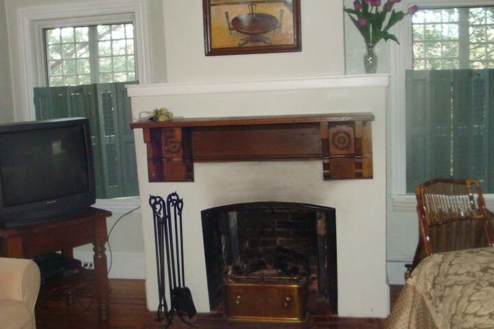 Room 42 of 51