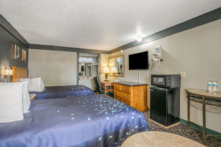 Room 30 of 50