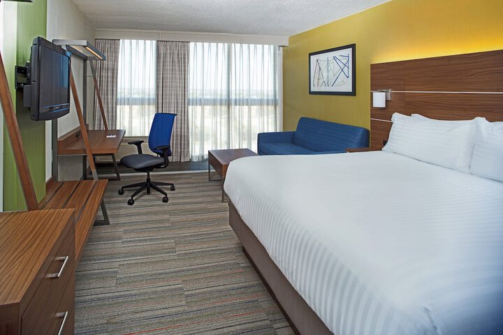 Holiday Inn Express Nags Head Oceanfront by IHG