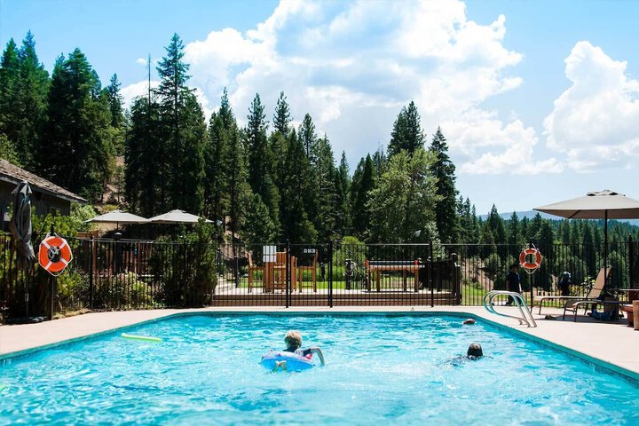 Pool 4 of 24