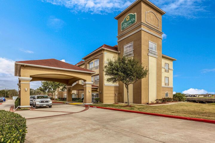 Hotel 2 of 54