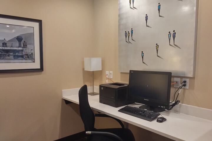 Holiday Inn Express & Suites Golden - Denver Area by IHG