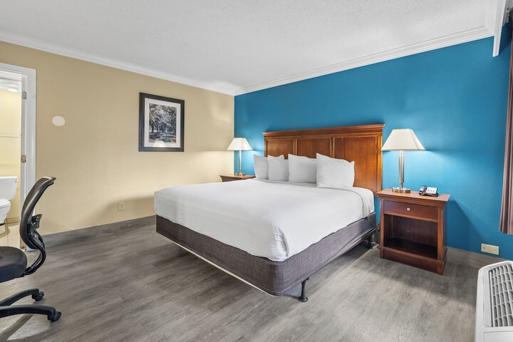 The Sandbar Hotel Trademark Collection by Wyndham