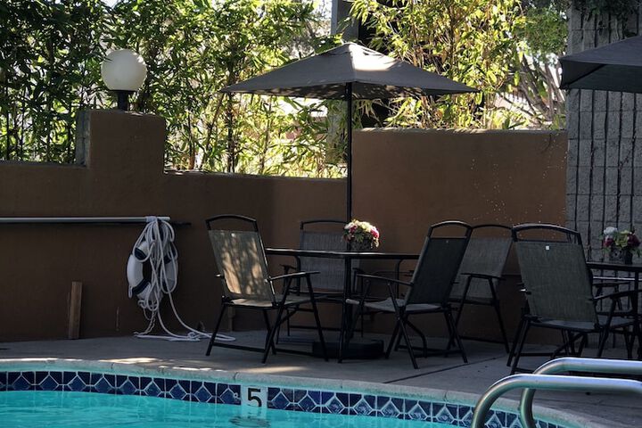 Pool 4 of 83