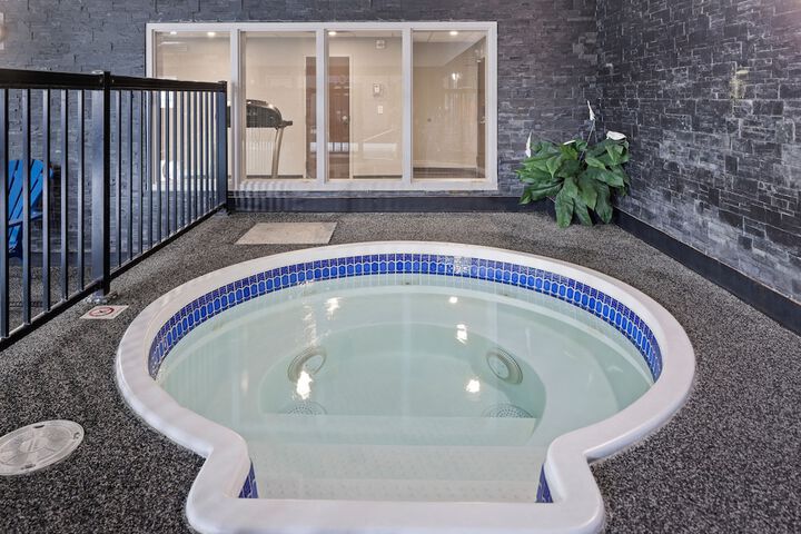 Home Inn & Suites Saskatoon South