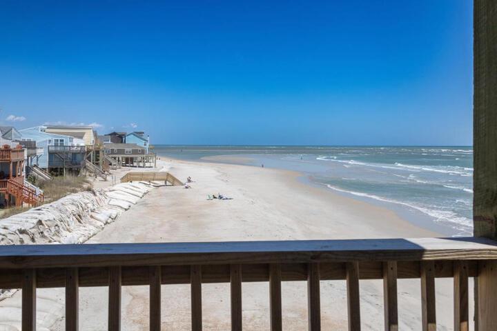 Embrace Oceanfront Elegance: Book Your Stay at Sunrise Oasis