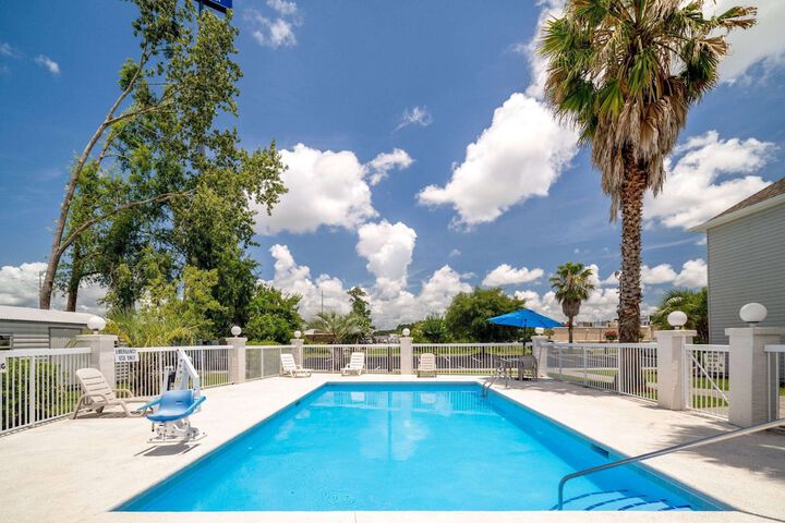 Pool 3 of 26