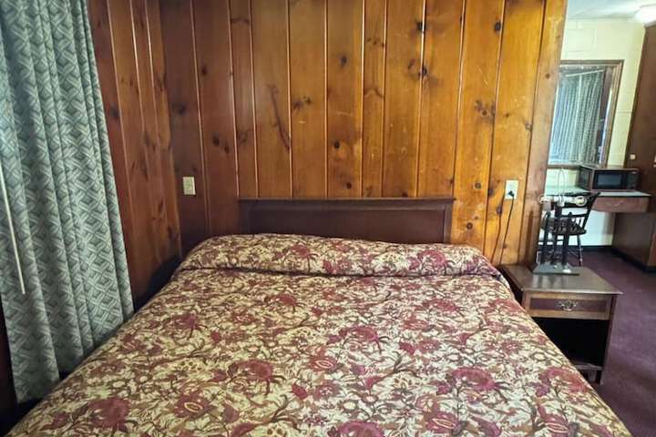 Room 11 of 46
