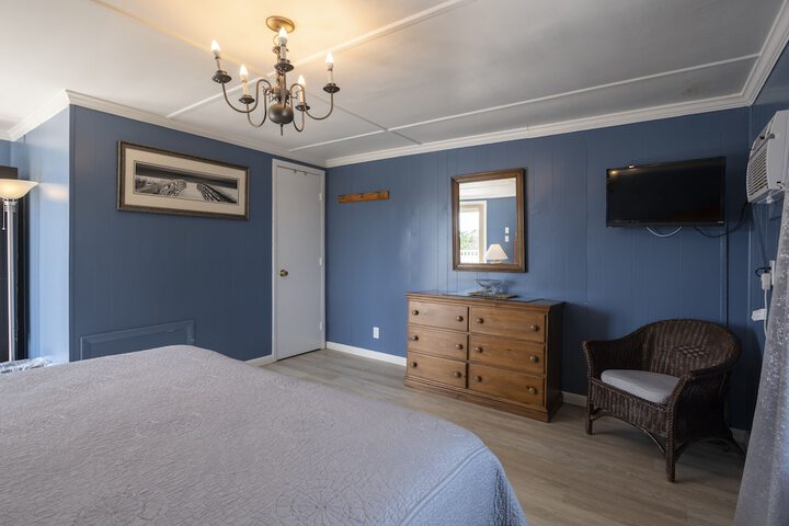 Room 159 of 309