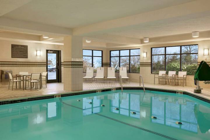 Pool 4 of 21