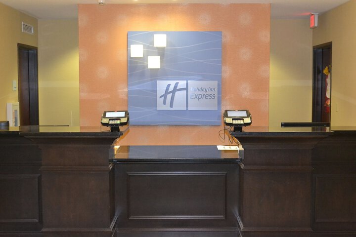 Hotel Interior 7 of 29