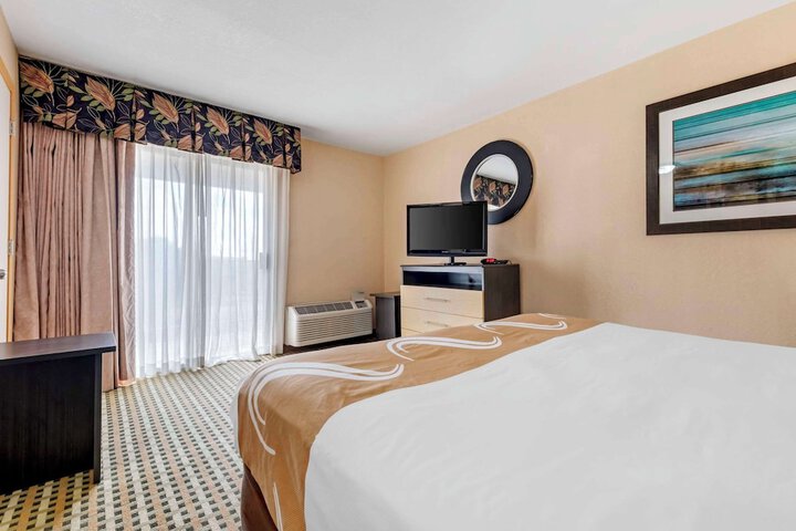 Room 30 of 44