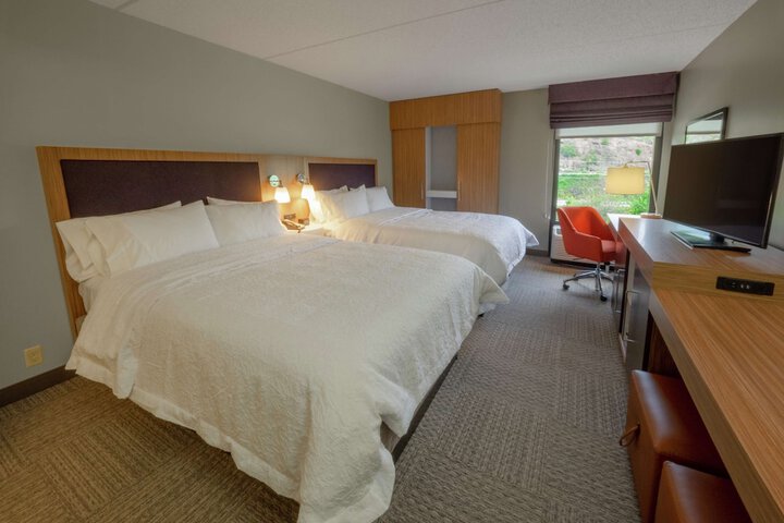 Room 12 of 43
