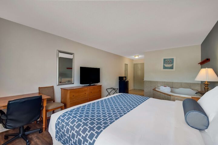 Room 20 of 37