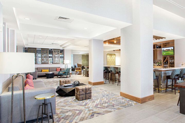 Hotel Interior 11 of 32
