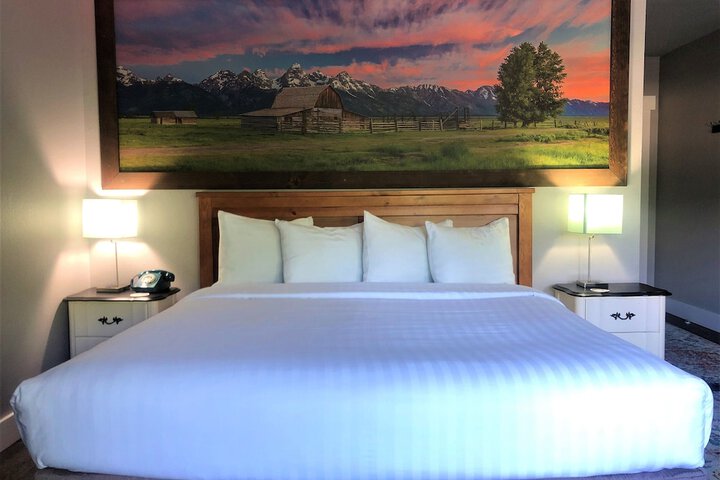 Blue Elk Inn