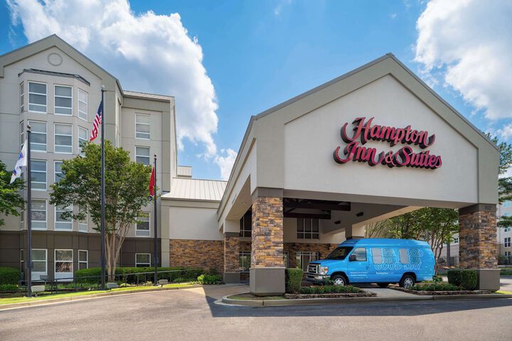 Hotel 3 of 64