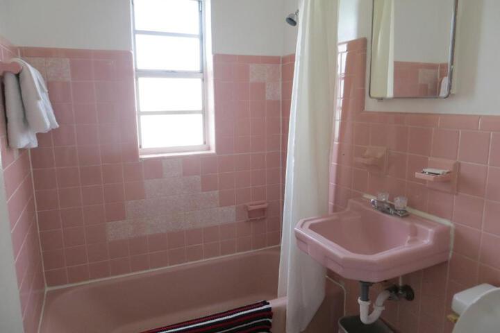 Room 15 of 17
