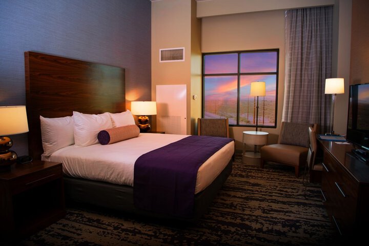 Room 28 of 52
