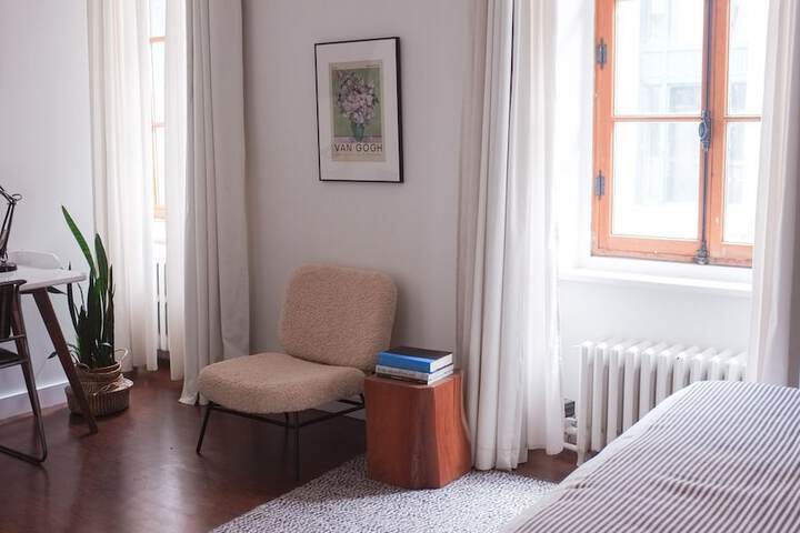 Room 52 of 126