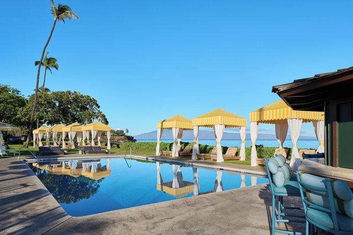 Royal Lahaina Resort & Bungalows