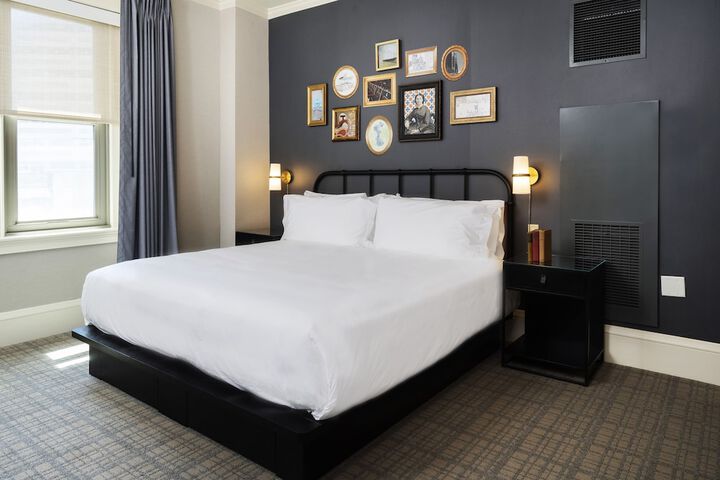 Room 29 of 60