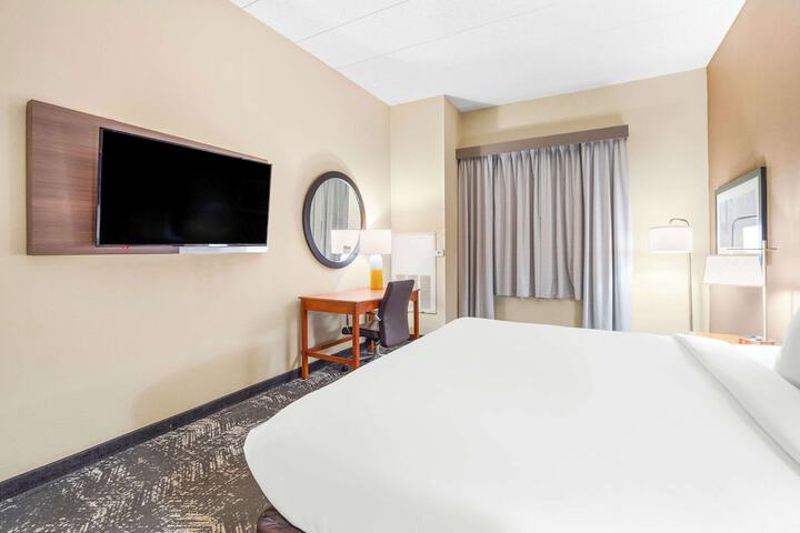 Room 22 of 62