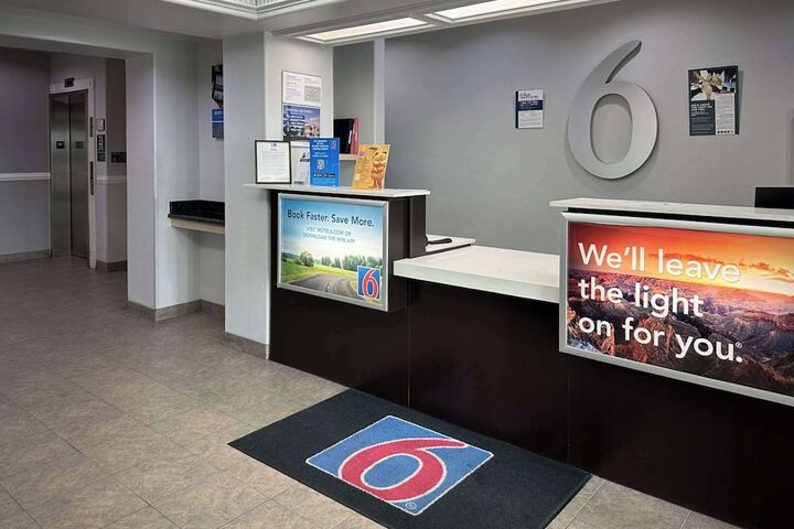 Motel 6 Mission TX