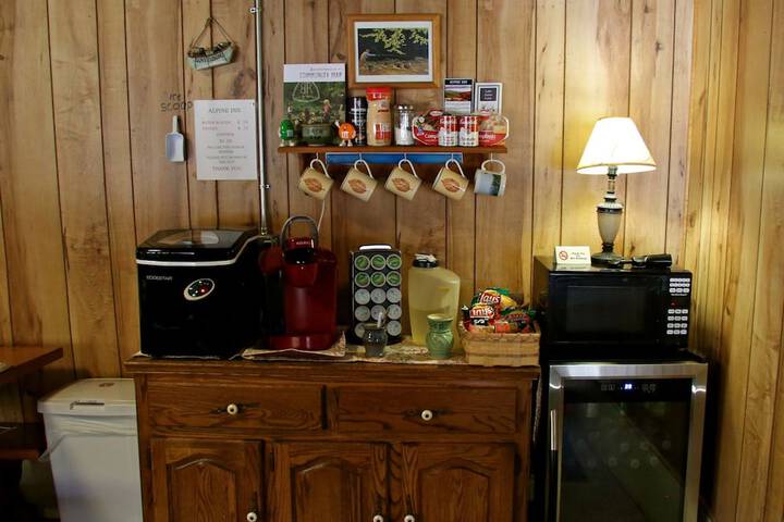 Alpine Inn