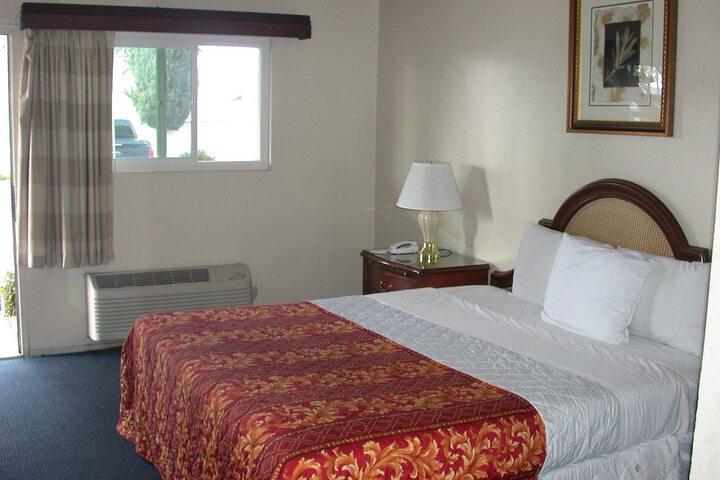 Room 20 of 53
