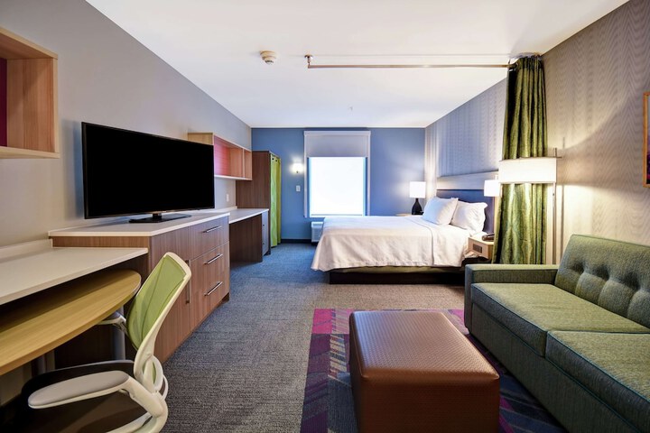 Room 21 of 35
