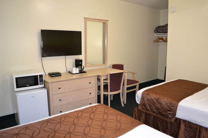 Room 14 of 21