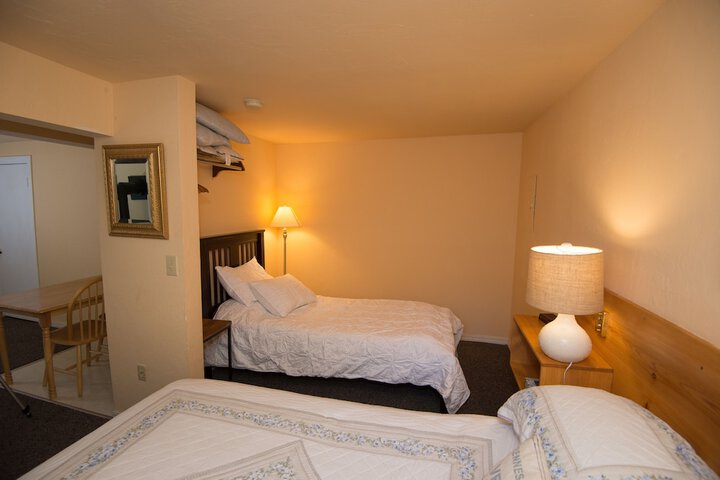 Room 25 of 60