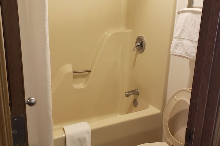 Room 12 of 17