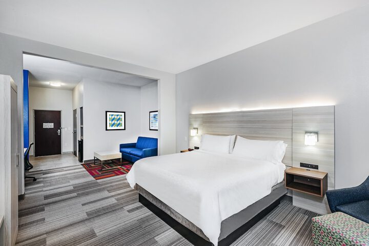 Room 30 of 57