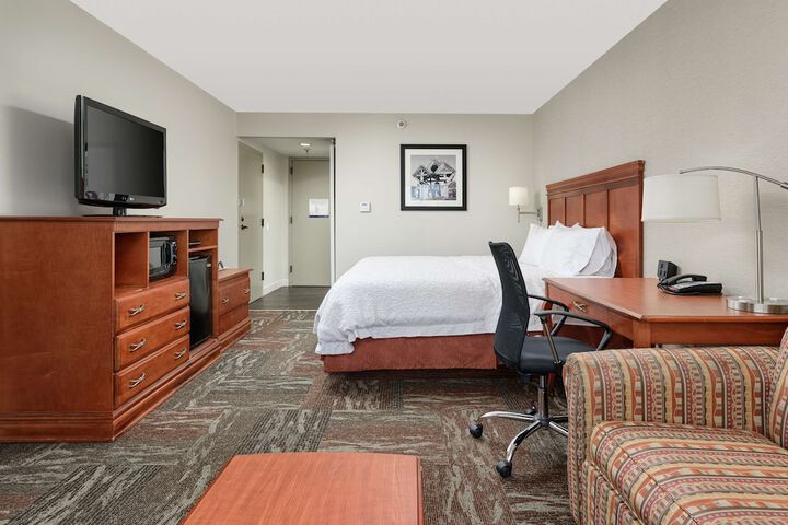 Room 6 of 22