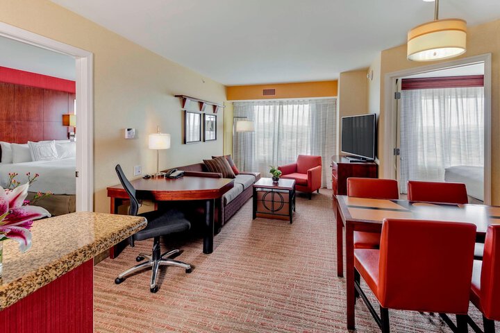 Room 8 of 30