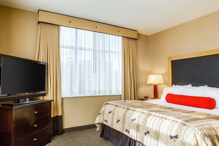 Room 34 of 63