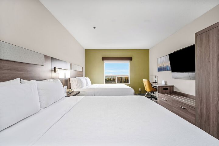 Room 43 of 68